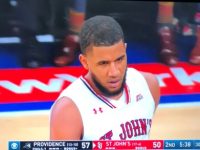 LIONEL FIGUEROA Y Univ. St John's ... Abatidos En El Madison Square Garden ... Galeria De Fotos.!!!