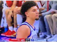 KOBY BREA ... El Inigualable ... Y Su Univ. Kentucky ... Trituran Una Adecuada Univ. Del Oeste De Kentucky.!!!