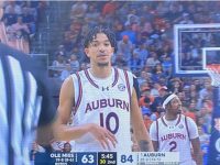 CHAD BAKER MAZARA .. Una Pieza De Cartel .. Dentro De La Arrolladora Maquinaria ... Univ. AUBURN.!!!