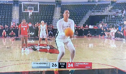 La Dominicana Aaliyah Del Rosario ... Dejar Sentir Su Presencia ... En Triunfo De Su Universidad Vanderbilt.!!!