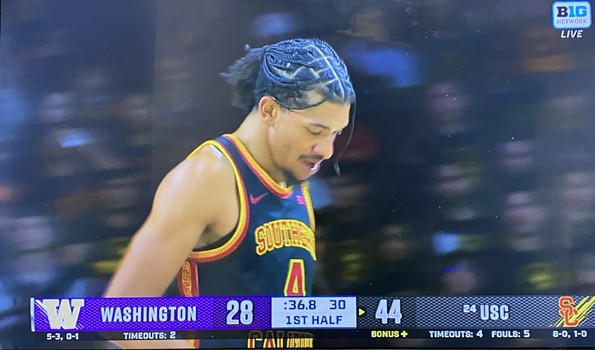 CHAD BAKER MAZARA ... Y Su Univ. Del Sur De California...Derrotados En Su Hogar Ante La Universidad de Washington.!!!