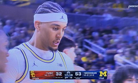 Duelo De Dominicanos ... Yaxel Lendeborg Y Su Univ. Michigan ... Derrotan A Chad Baker Mazara Y Su Univ. Sur De California.!!!