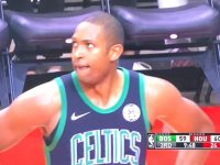 ALFRED JOEL HORFORD REYNOSO Y Boston Celtics ... Caen En Houston ... Arbitraje Pesimo ... Galeria De Fotos.!!!