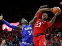 Angel Luis Delgado Astacio ... Se Destaca En Los Tableros ... Pierde La Universidad Seton Hall.!!!