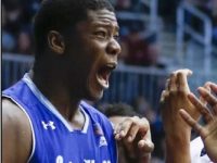 Angel Luis Delgado Astacio y Univ Seton Hall ... Abatidos En La Ruta ... Univ Creighton.!!!