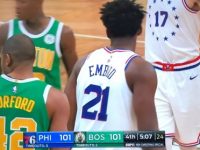 ALFRED JOEL HORFORD REYNOSO .. Inmenso En El Dia De La Navidad ... Guia El Triunfo Boston Celtics.!!