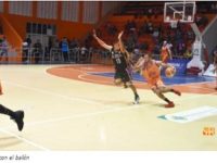 Baloncesto Santiago Rodriguez ... Jayson Valdez ... El Incomparable ... Guia Corona Club Gilson Garcia.!!!